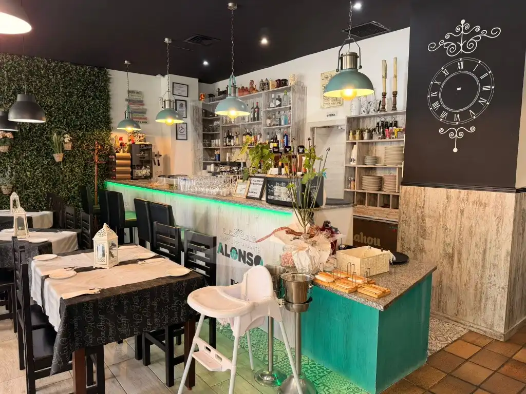 Commercial properties for sale in Badajoz  with Air Conditioner