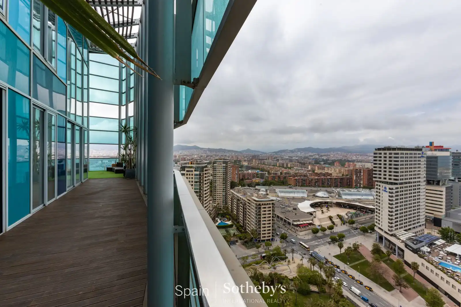 Terraza de Ático en venta en Barcelona con Aire acondicionado, Calefacción y Trastero
