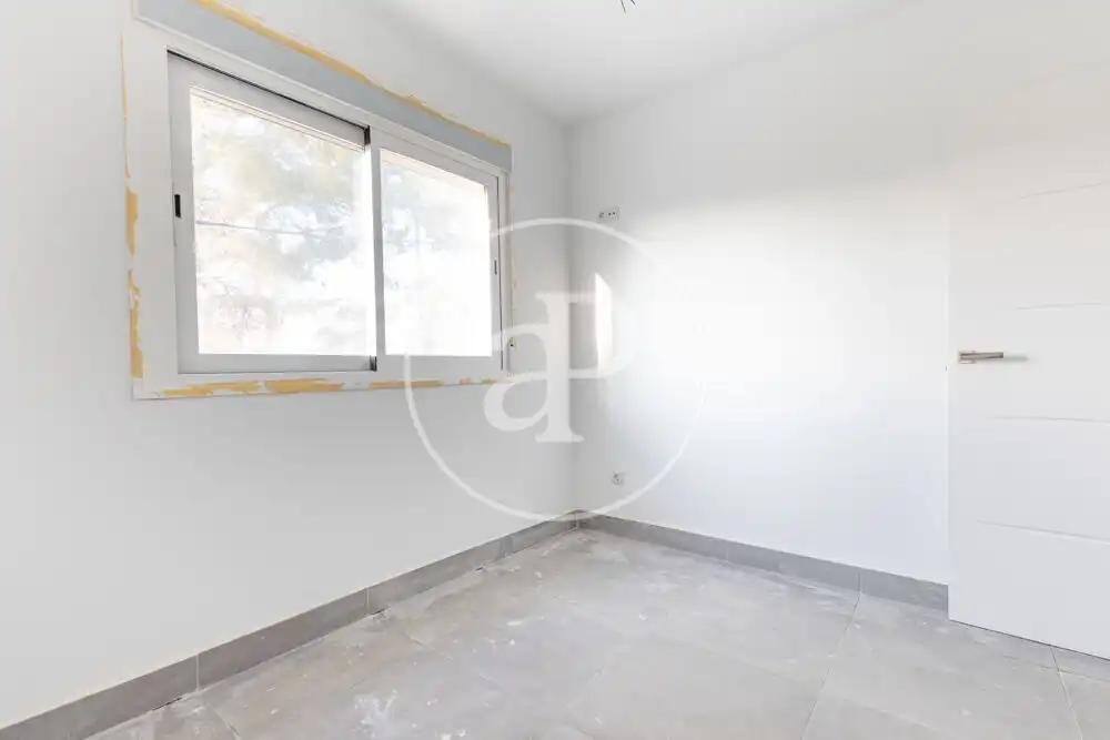 Casa aparellada amb terrassa en venda a Godelleta, imagen 22