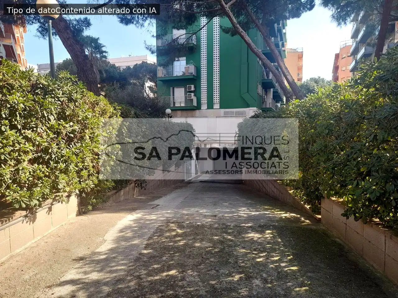Aparcamiento en venta en Els Pins, imagen 2