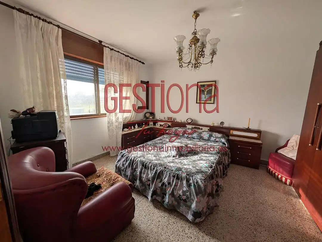 Schlafzimmer von Country house zum Verkauf in Bareyo mit Privatgarten, Terrasse und Balkon