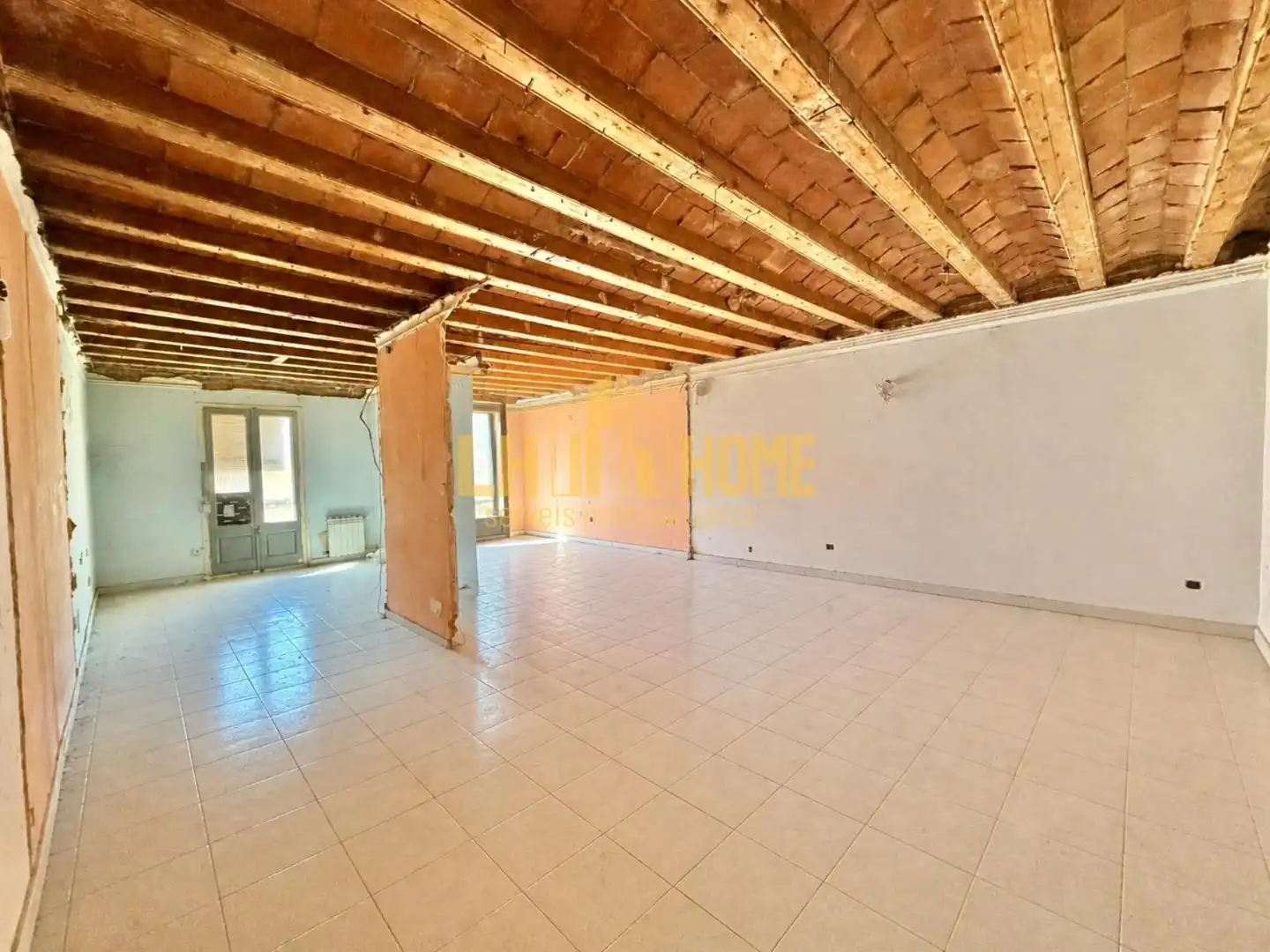 Flat for sale in Barcelona  with Balcony