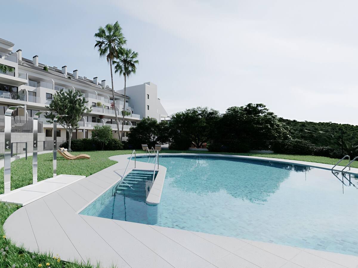 Piscina de Ático en venta en Fuengirola con Calefacción, Terraza y Trastero