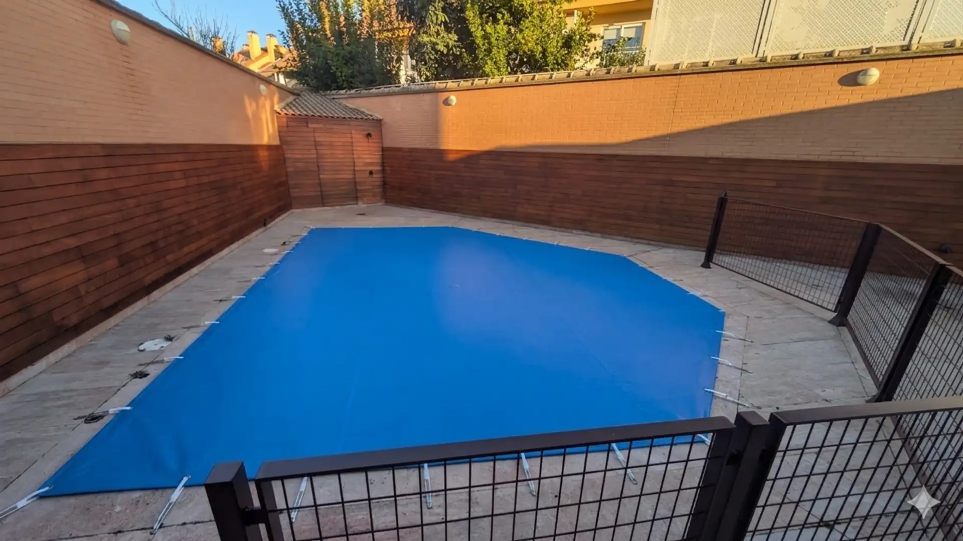 Schwimmbecken von Maisonette zum Verkauf in Ciudad Real Capital mit Klimaanlage, Heizung und Gemeinschaftspool