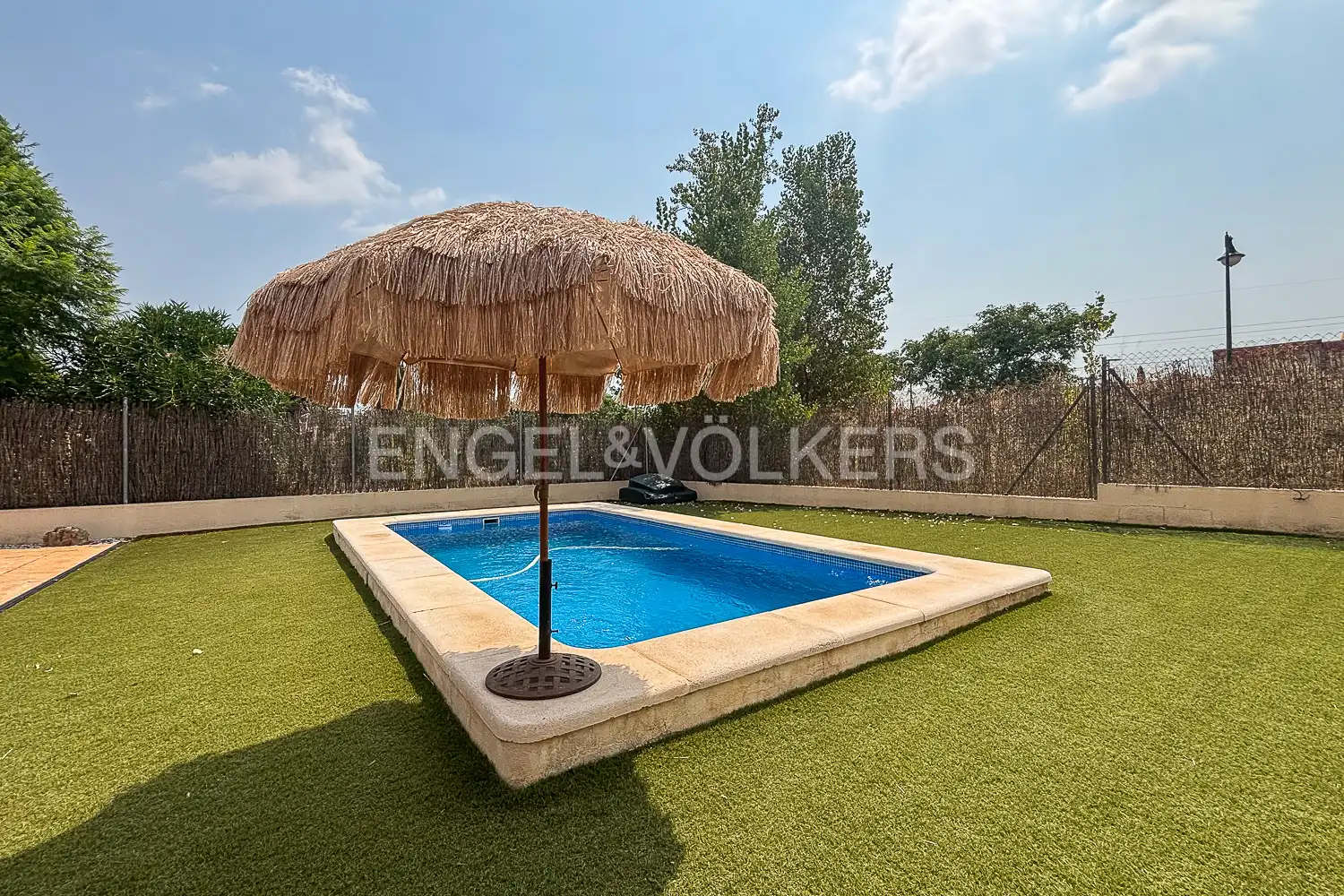 Piscina de Casa o chalet de alquiler en Bétera con Aire acondicionado, Calefacción y Terraza
