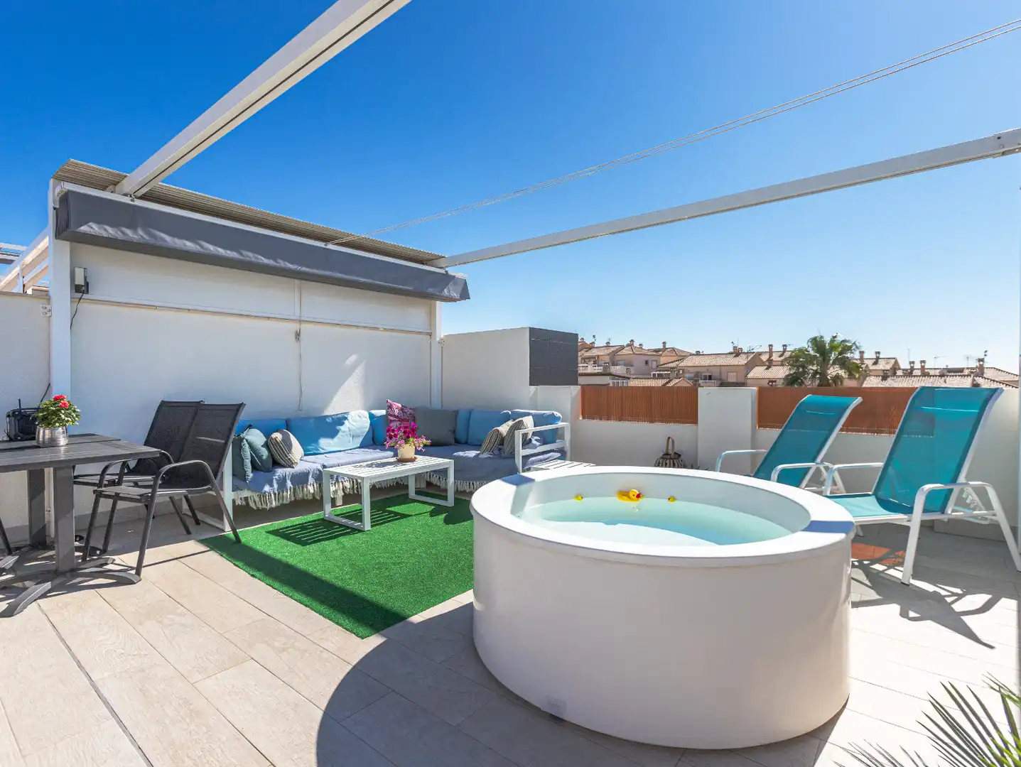 Penthouse with terrace for sale in Orihuela Costa
