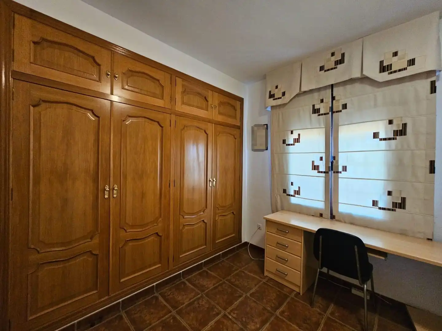 Dormitori de Casa o xalet en venda en Córdoba amb Aire condicionat, Calefacció i Jardí privat
