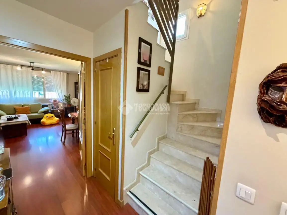 Casa adosada en venda en Daganzo de Arriba amb Aire condicionat, Parquet i Piscina