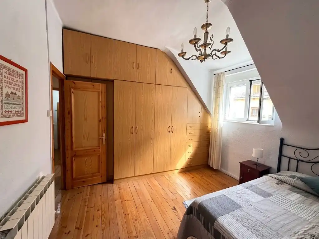 Habitación de Casa adosada en venta en Matallana de Torío, León