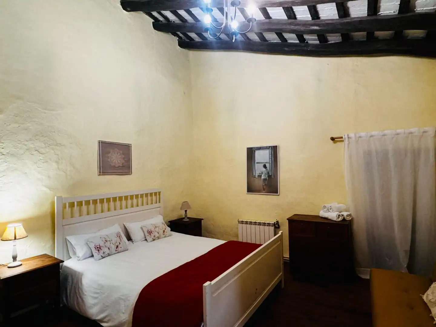 Habitación de Finca rústica en venta en Sant Sadurní d'Anoia con Aire acondicionado, Calefacción y Jardín privado
