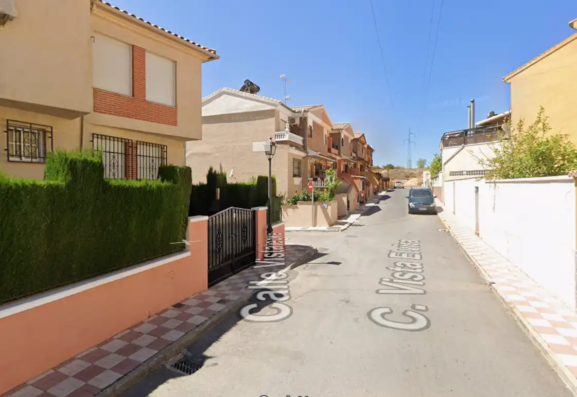 Exterior view of Houses for sale in Atarfe