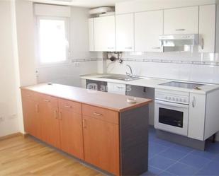 Cuina de Apartament de lloguer en La Muela amb Calefacció, Parquet i Traster