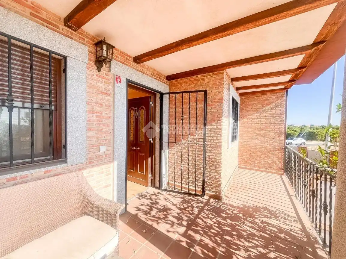 Detached homes for sale in Navalcarnero  with Heating and Community pool