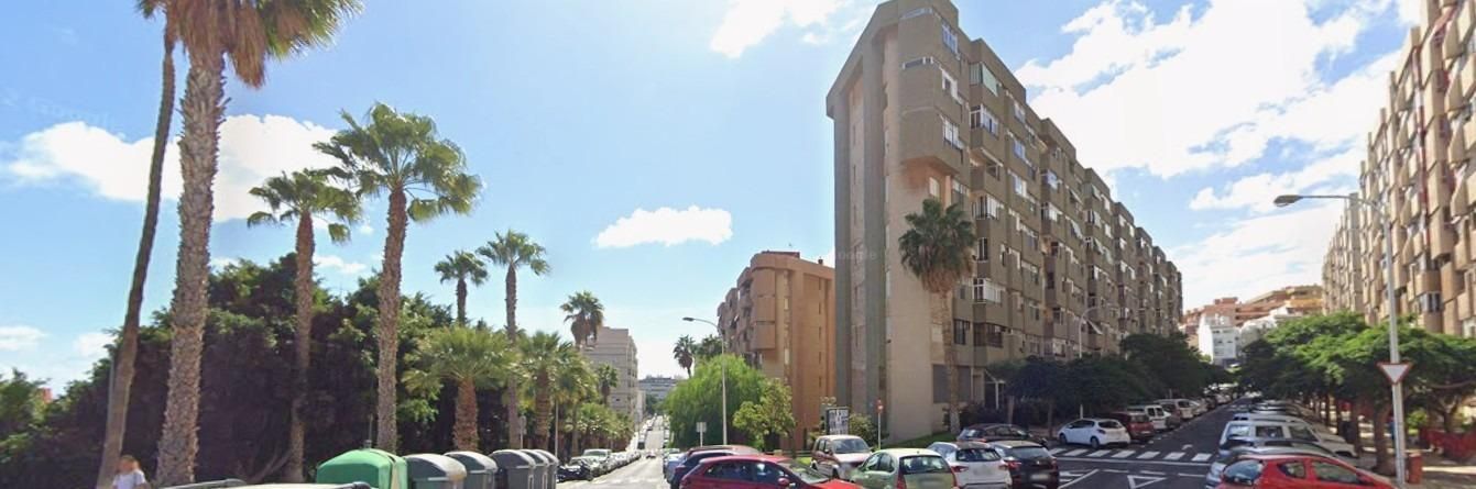 Exterior view of Flat for sale in  Santa Cruz de Tenerife Capital  with Private garden, Terrace and Balcony