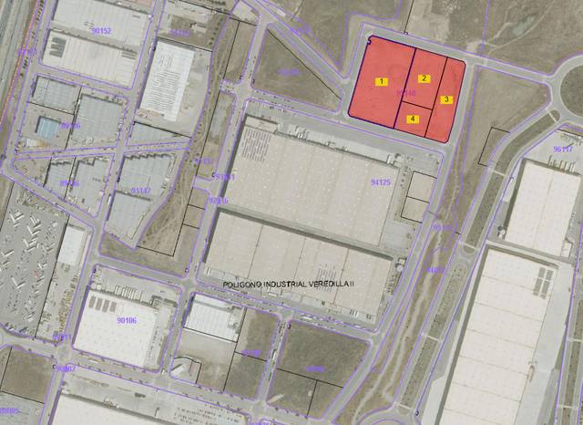Terreno industrial en Venta en Calle de las Hilanderas en Estación - Cruz Roja