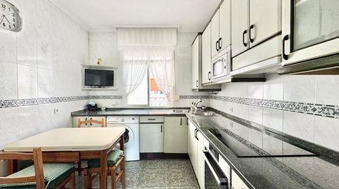 Foto 3 de Piso en venta en Fermin Lasuen Kalea, Zaramaga, Vitoria - Gasteiz