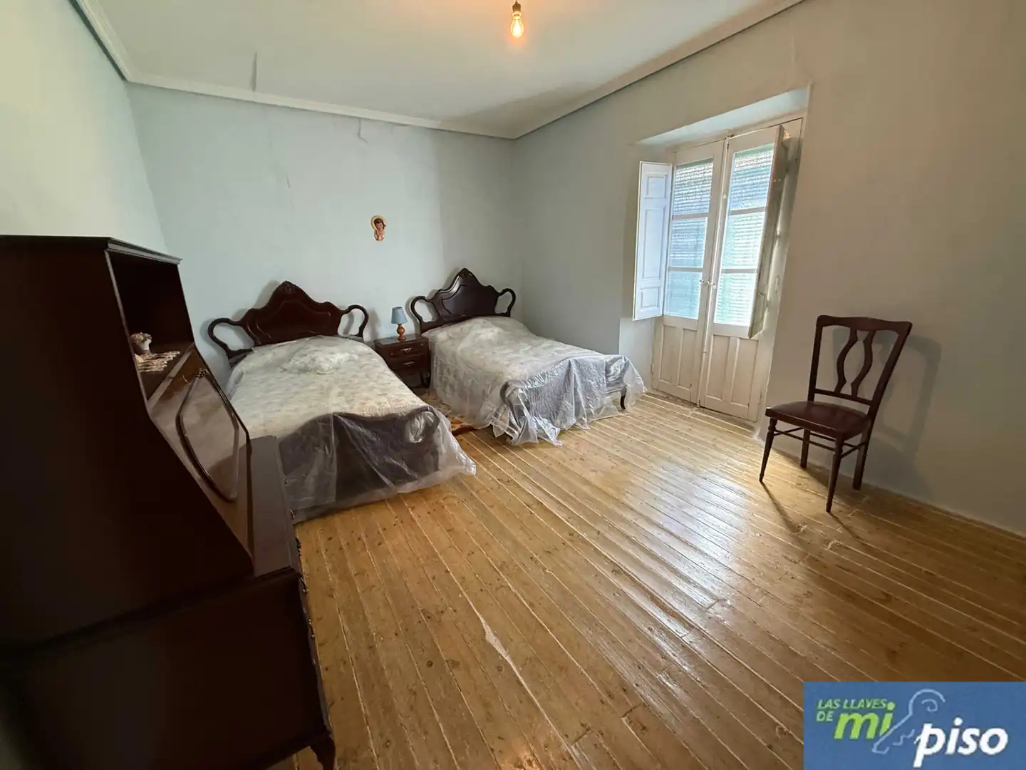 Dormitori de Casa o xalet en venda en Camporredondo amb Jardí privat, Parquet i Terrassa
