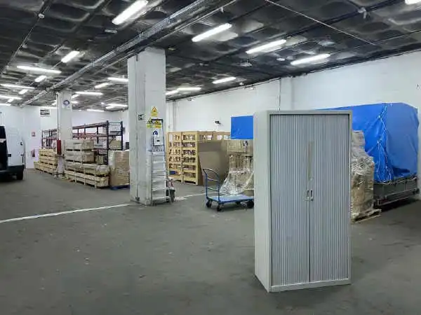 Fabrikhallen zur Miete in Calle Vía de los Poblados, 17, Valdebebas - Valdefuentes