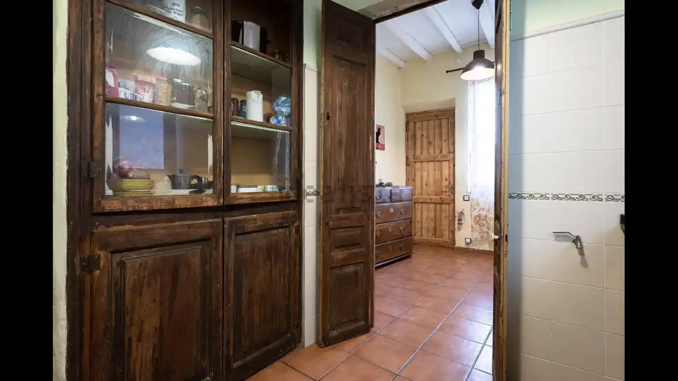 Cuina de Casa adosada en venda en Vilanova d'Escornalbou amb Parquet, Traster i Moblat