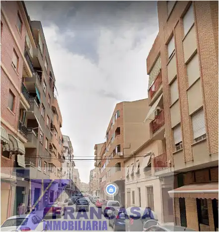 Local comercial en venta en Ensanche - Franciscanos