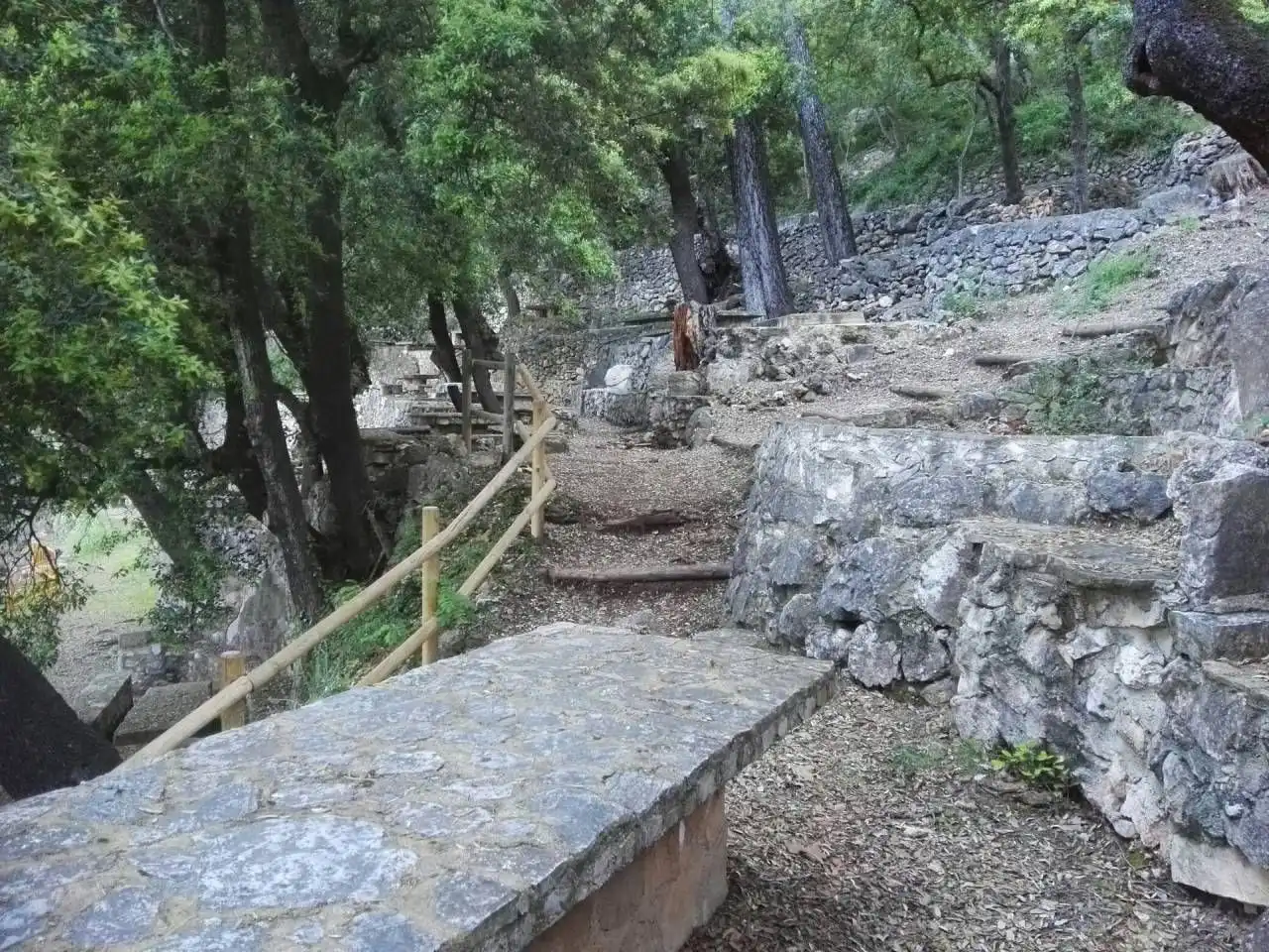 Vista exterior de Casa o xalet en venda en Paüls amb Calefacció, Terrassa i Moblat