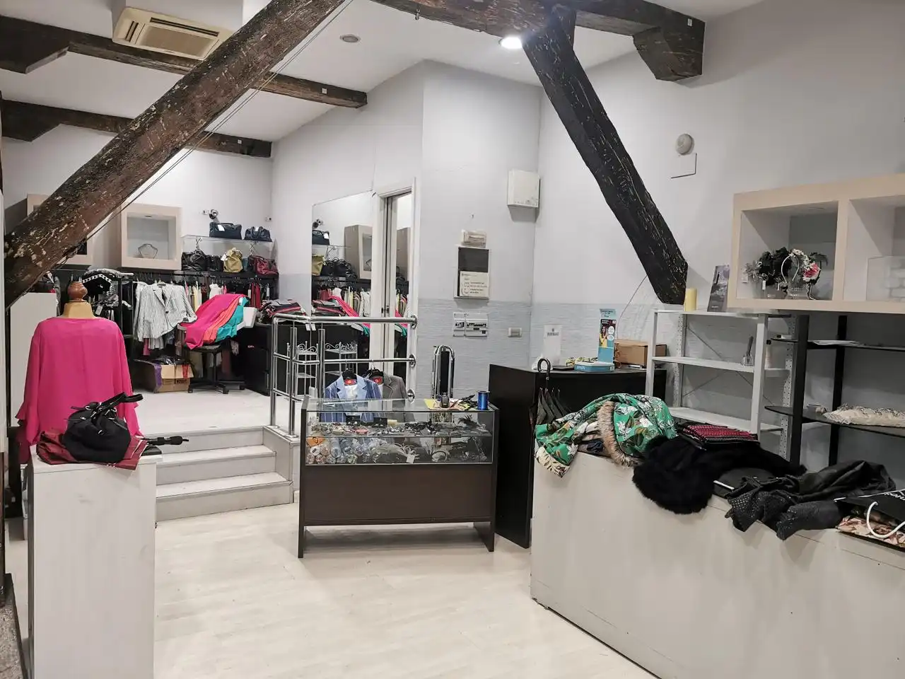 Local comercial en alquiler en Francisco De Quevedo