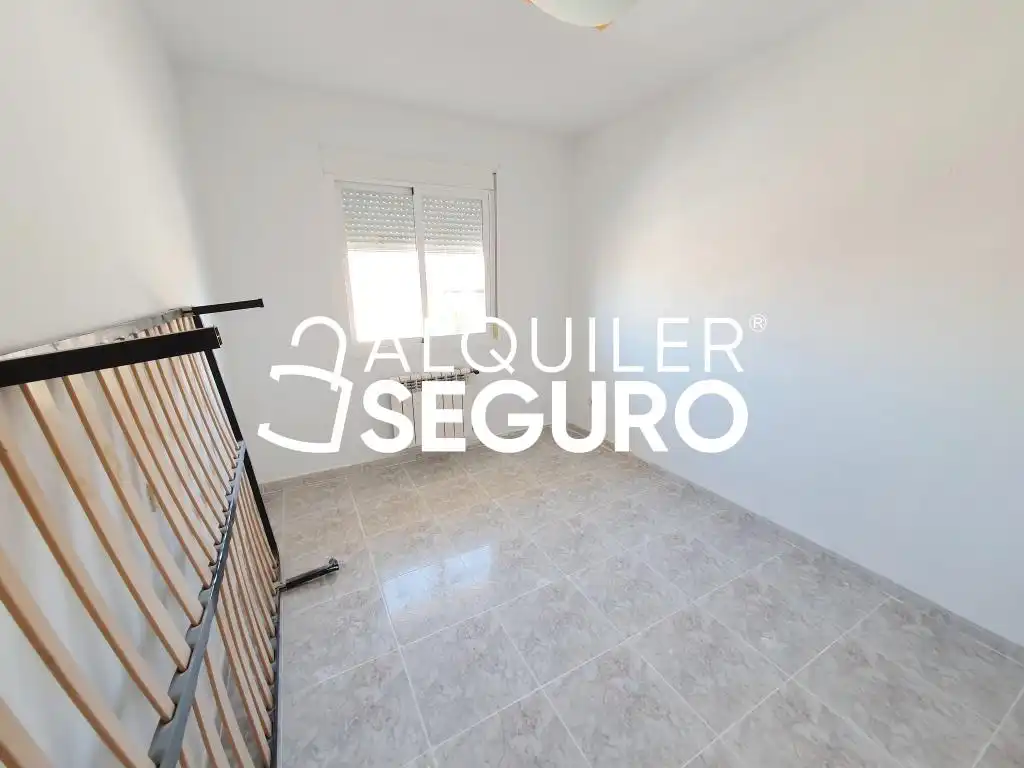 Bedroom of Houses for rent in Batres  with Heating, Terrace and Swimming Pool