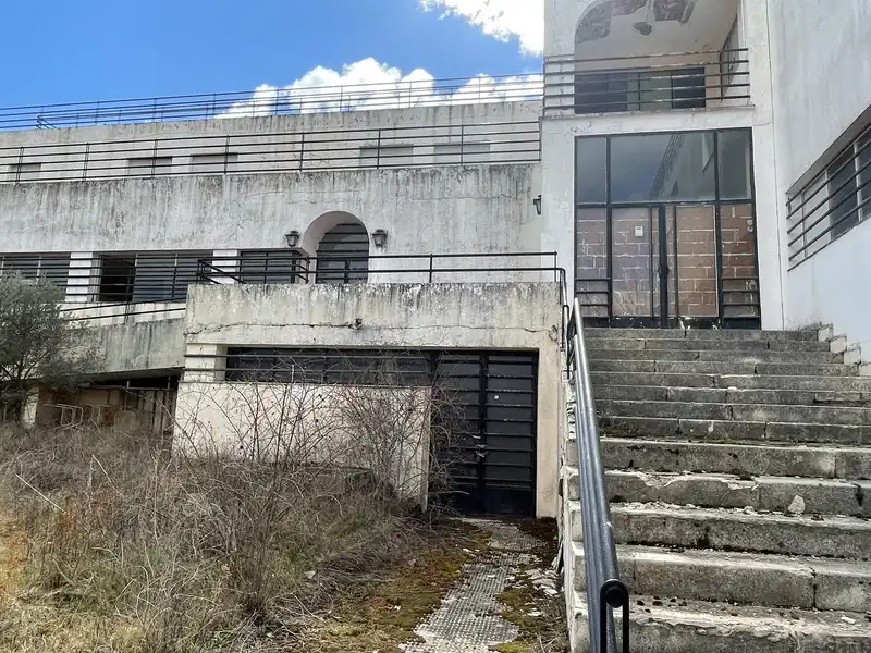 Vista exterior de Edifici en venda en Masegoso