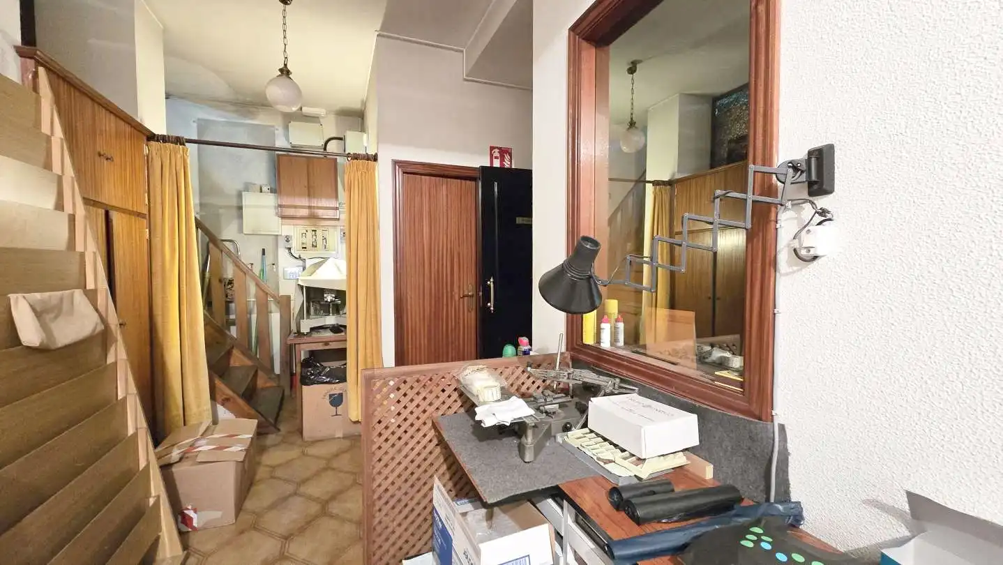 Business premises to rent in Centro - Mendibil - Santiago, imagen 18