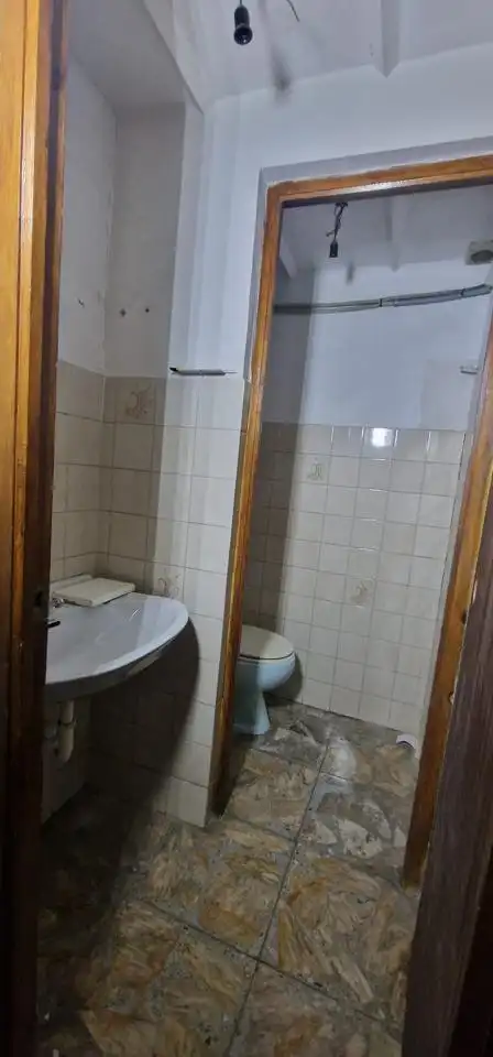 Baño de Local de alquiler en Zaragoza