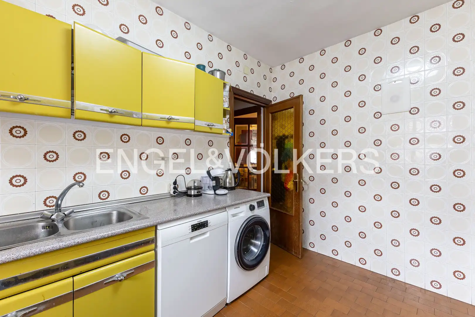 Küche von Maisonette zum Verkauf in Madrid mit Klimaanlage, Heizung und Parkett