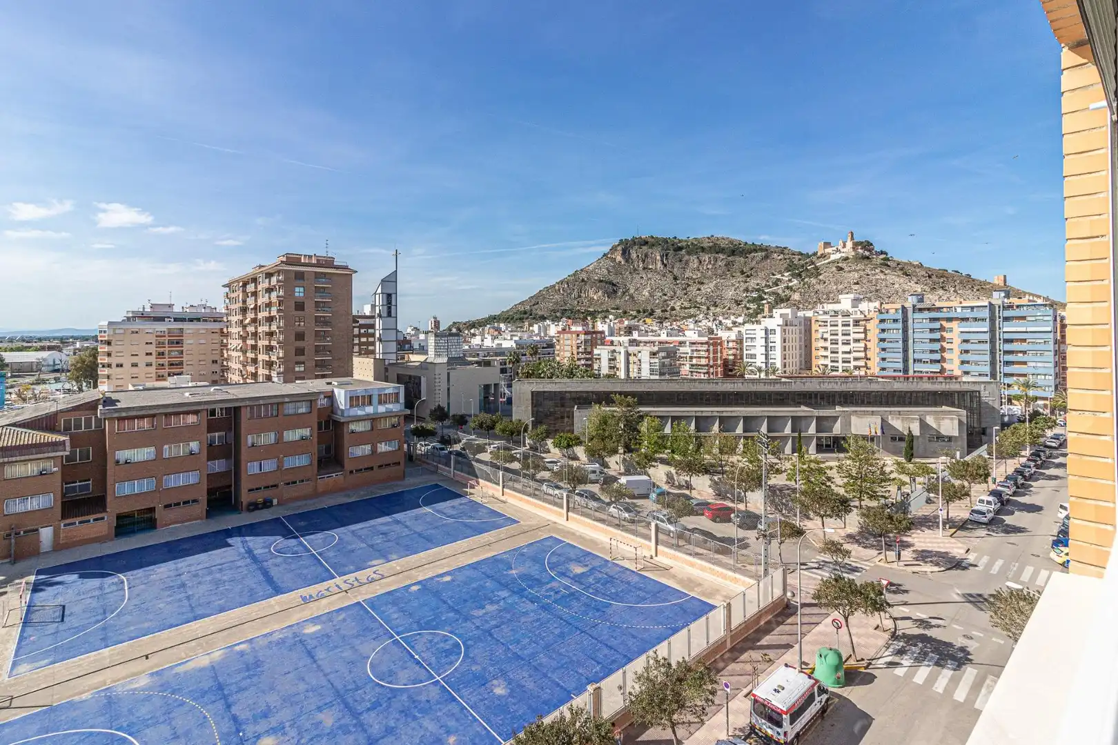 Vista exterior de Piso en venta en Cullera con Aire acondicionado, Calefacción y Balcón