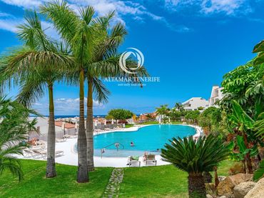 Apartament amb piscina en venda a de los Acantilados