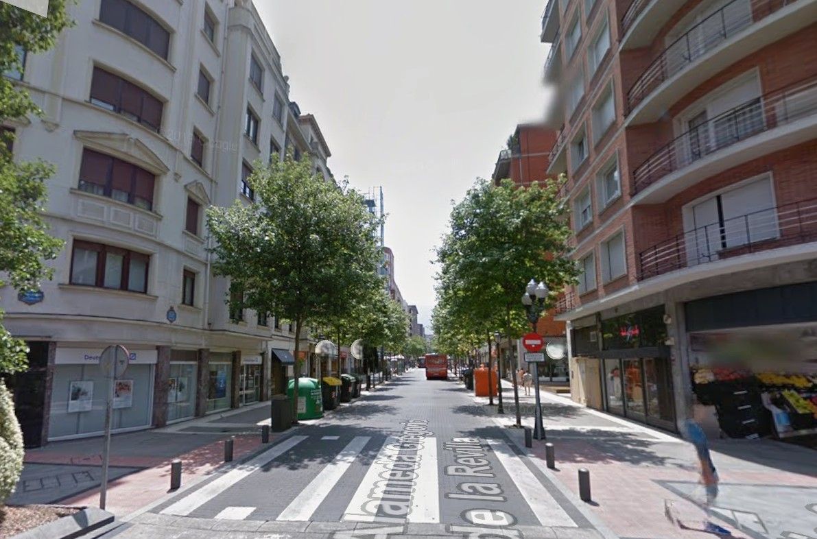 Vista exterior de Estudi de lloguer en Bilbao  amb Moblat