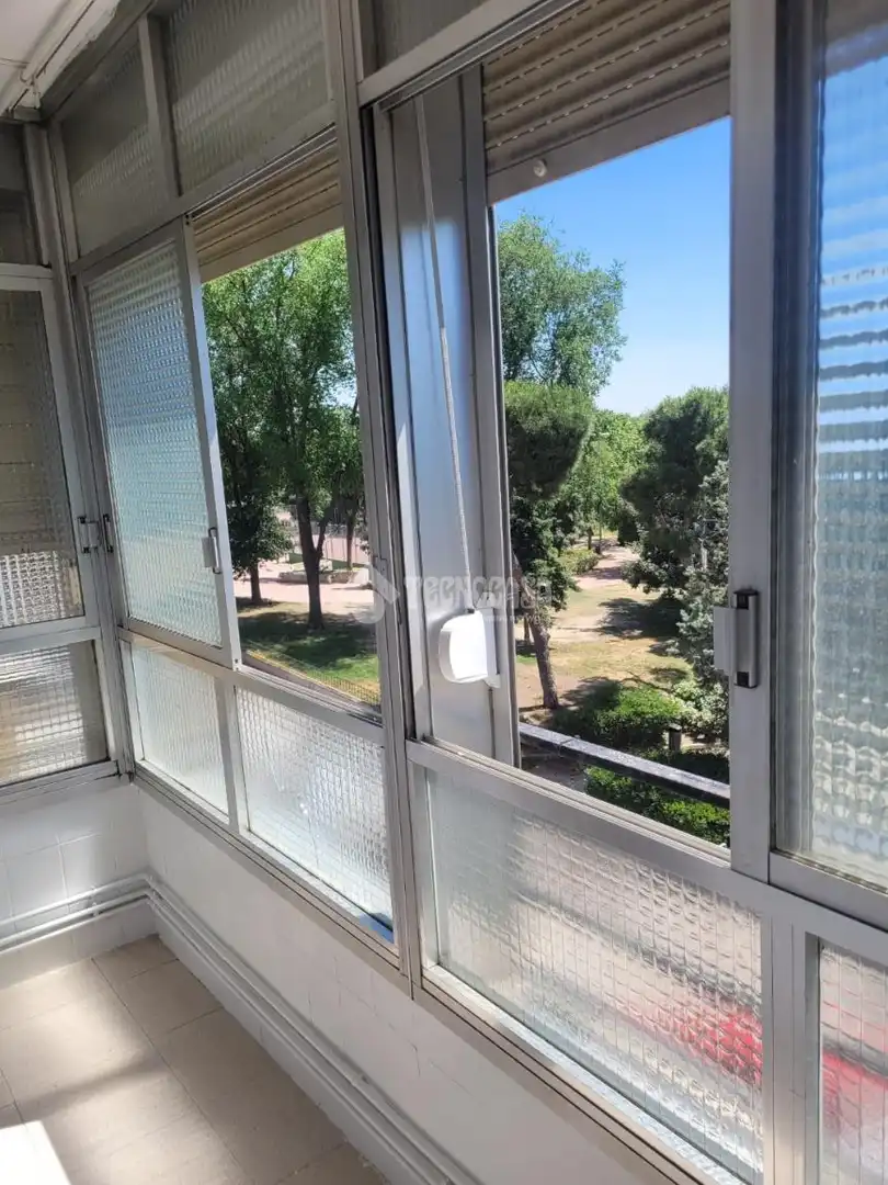 Vista exterior de Piso en venta en Madrid con Aire acondicionado y Calefacción