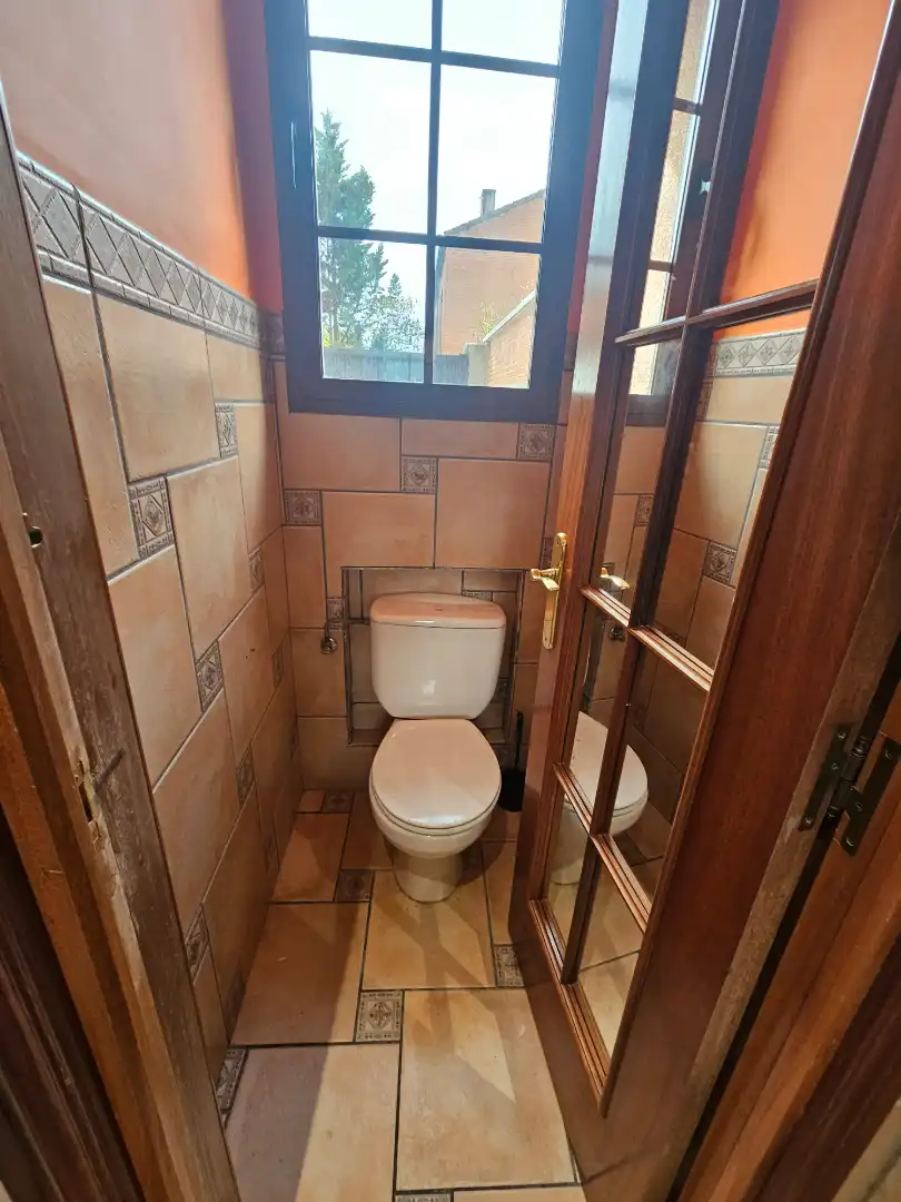 Badezimmer von Geschaftsraum zum Verkauf in Tres Cantos mit Möbliert und Alarm