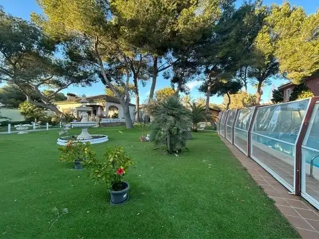 Xalet amb piscina en venda a Calle DE MIGUEL DE UNAMUNO- CAMPOAMOR, imagen 8