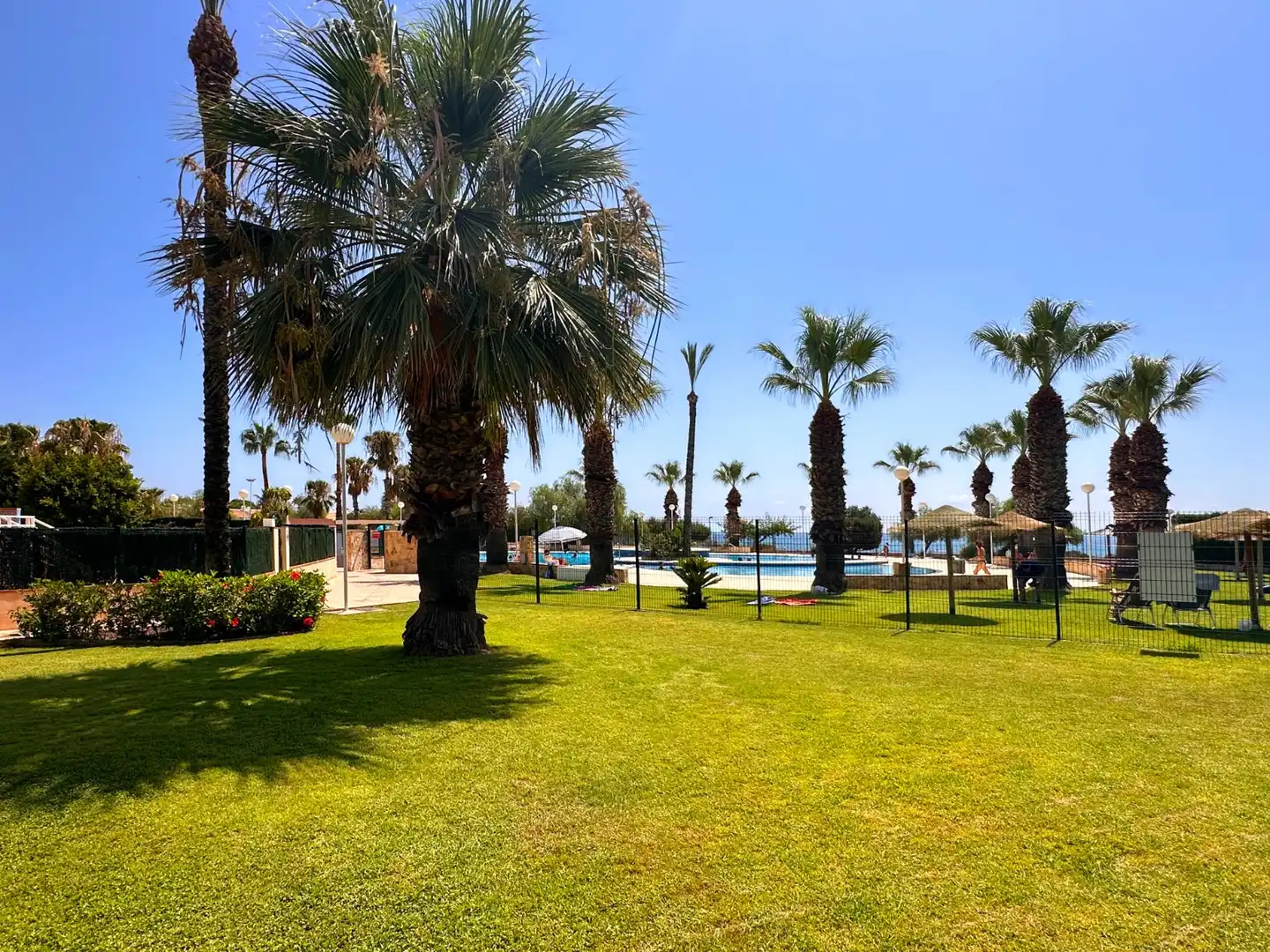 Vista exterior de Planta baixa en venda en Orihuela amb Aire condicionat, Jardí privat i Terrassa
