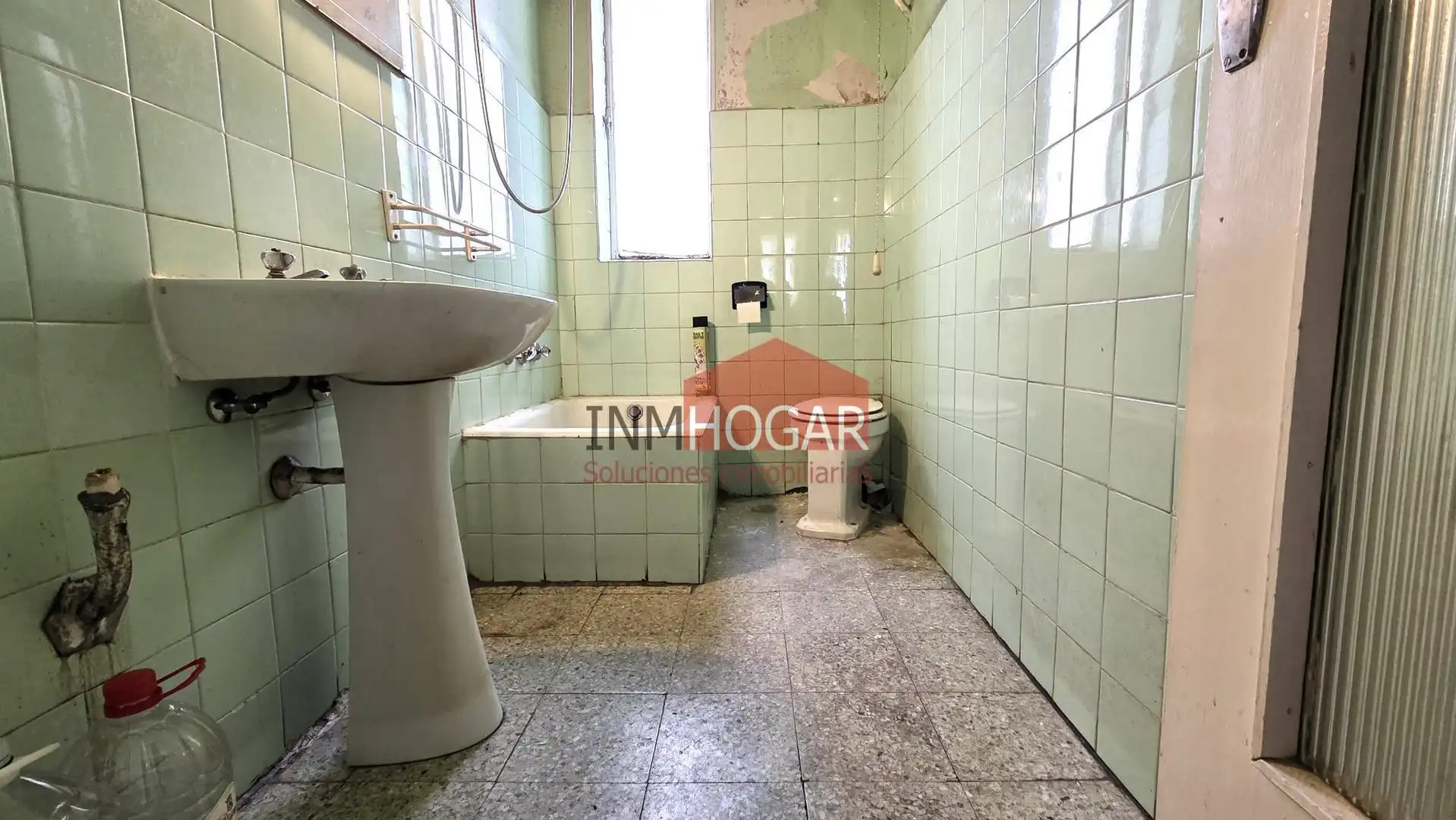 Baño de Piso en venta en Ávila con Calefacción, Amueblado y Balcón