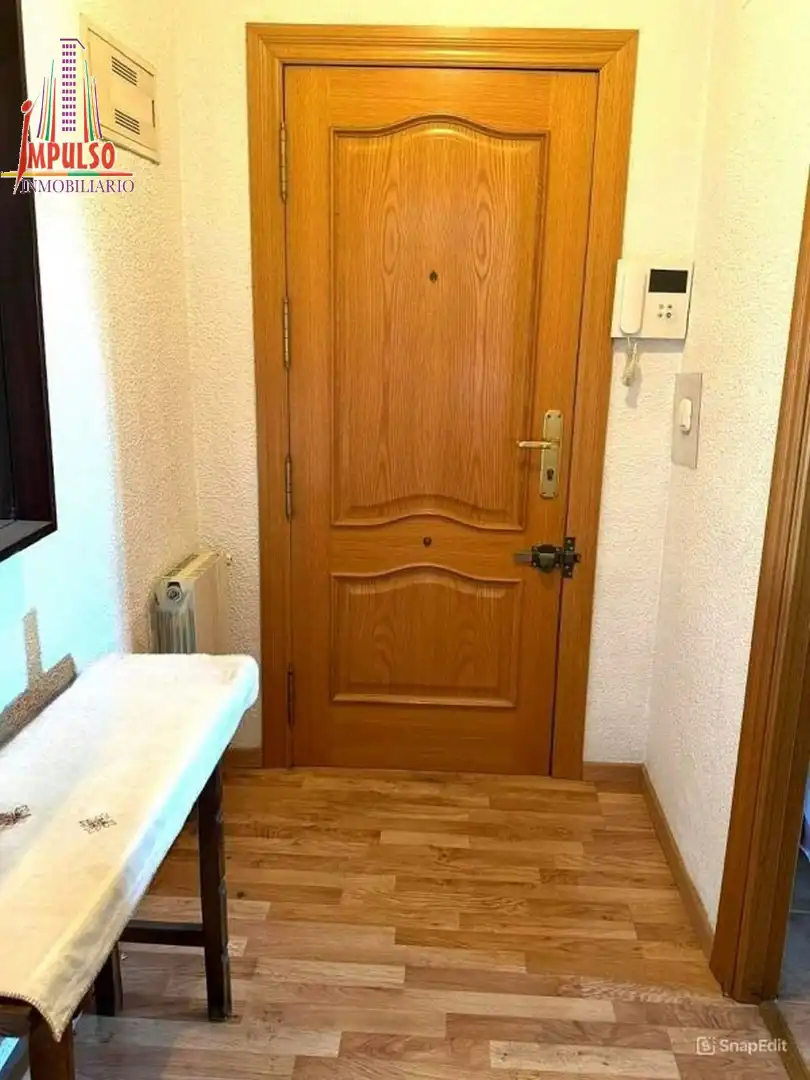 Piso en venta en Albacete con Calefacción, Amueblado y Balcón