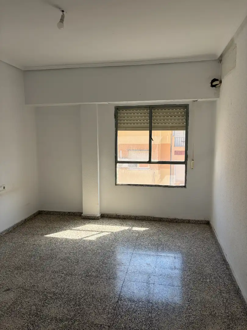 Flat with terrace for sale in Carrer de Sant Joan Bosco 45, imagen 3