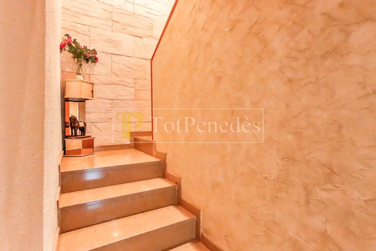 Houses for sale in Torrelles de Foix  with Air Conditioner, Heating and Private garden