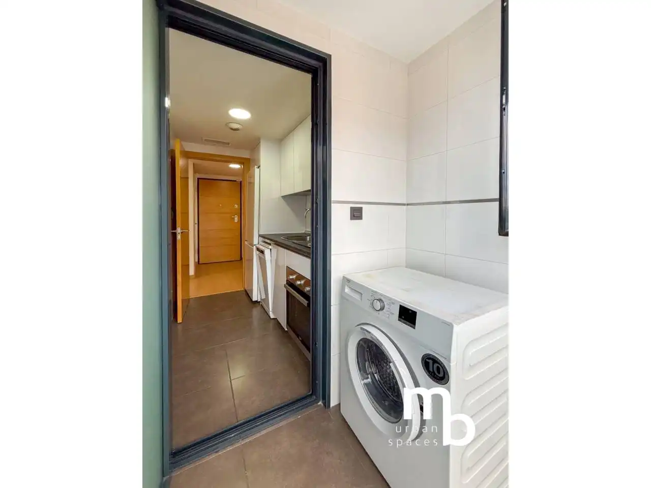 Bathroom of Flat for rent in Madrid  with Air Conditioner, Heating and Swimming Pool