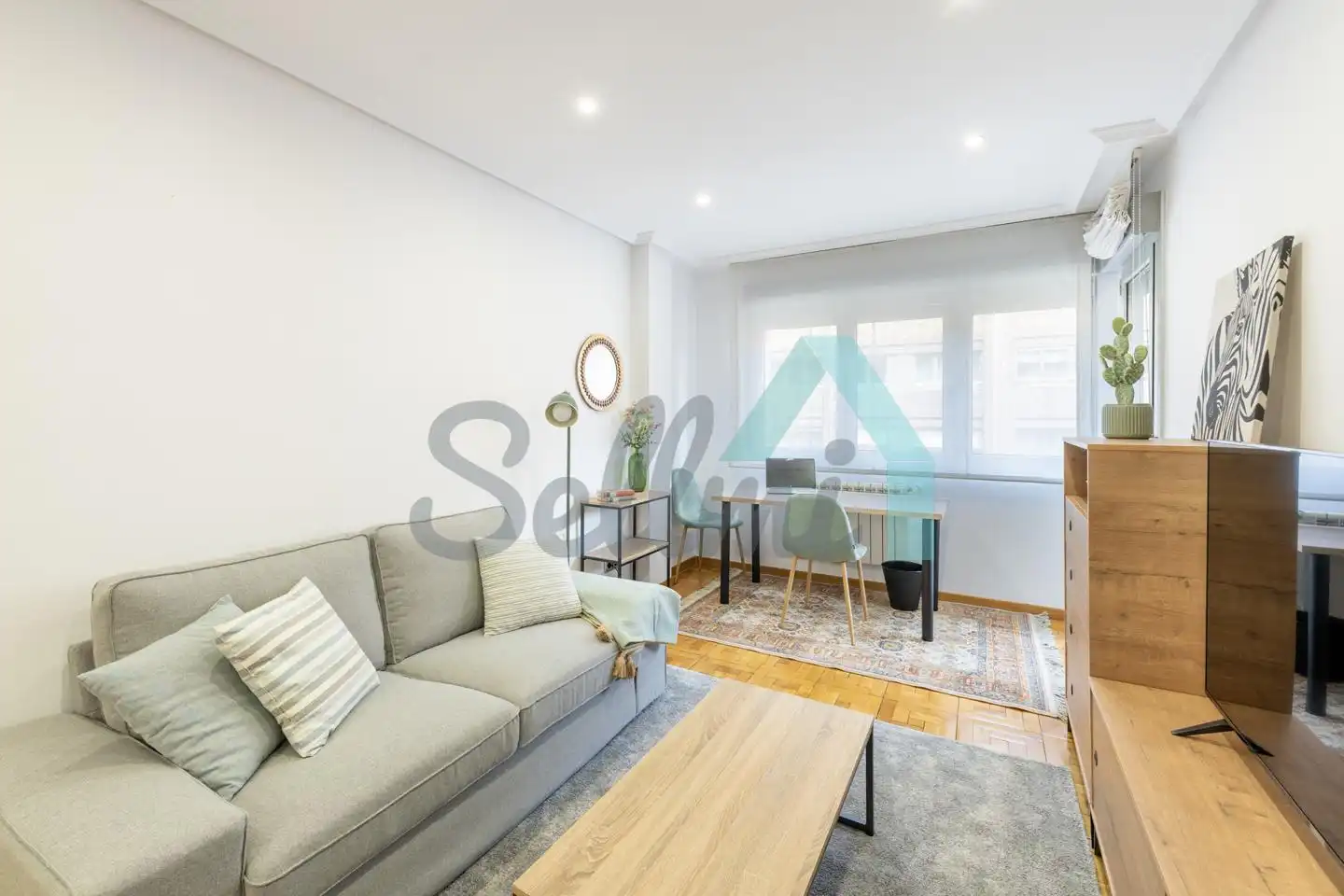 Flat for rent in Muñoz Degraín, Auditorio - Seminario - Parque de Invierno