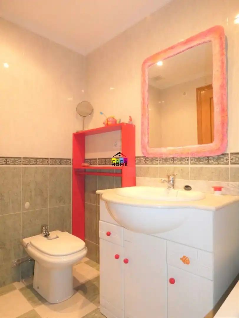 Bathroom of Flat for rent in Castellón de la Plana / Castelló de la Plana  with Furnished