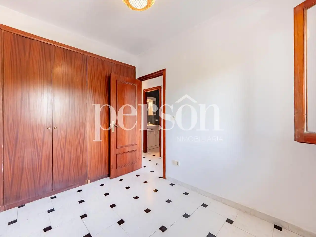 Habitación de Casa o chalet en venta en Valencia con Jardín privado y Terraza