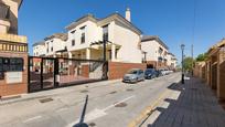 Exterior view of Single-family semi-detached for sale in Las Gabias  with Air Conditioner, Heating and Private garden