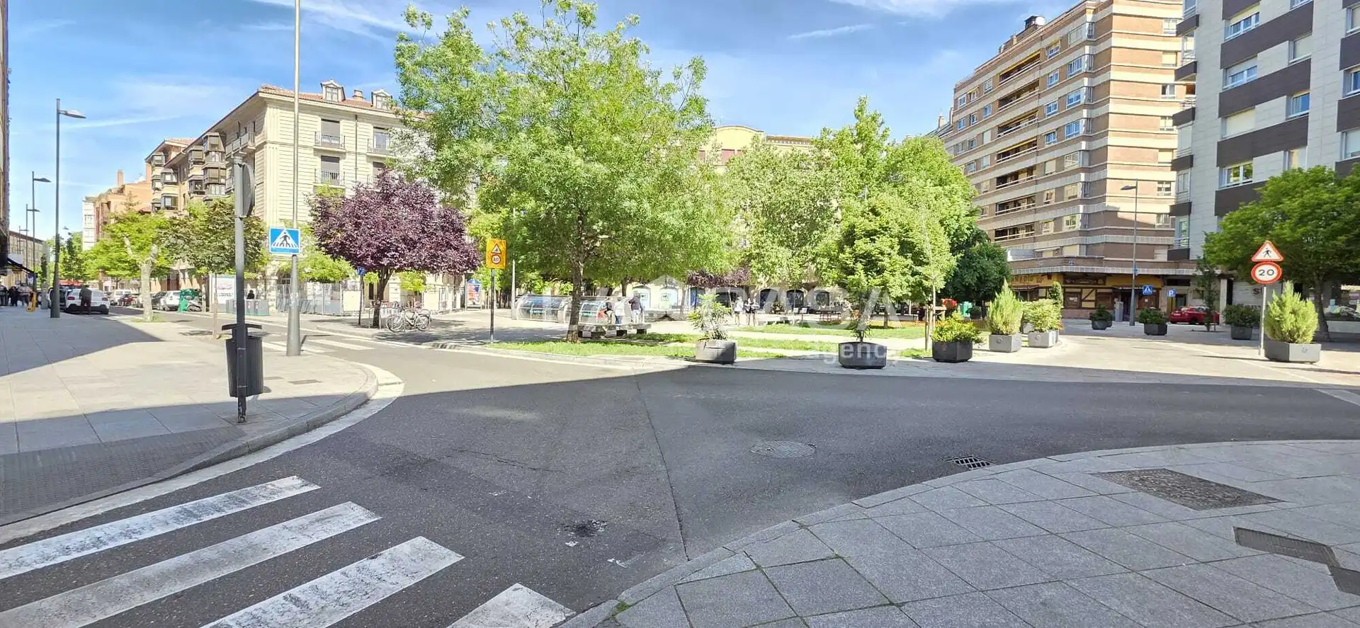 Vista exterior de Pis de lloguer en Valladolid amb Calefacció, Balcó i Es permeten mascotes
