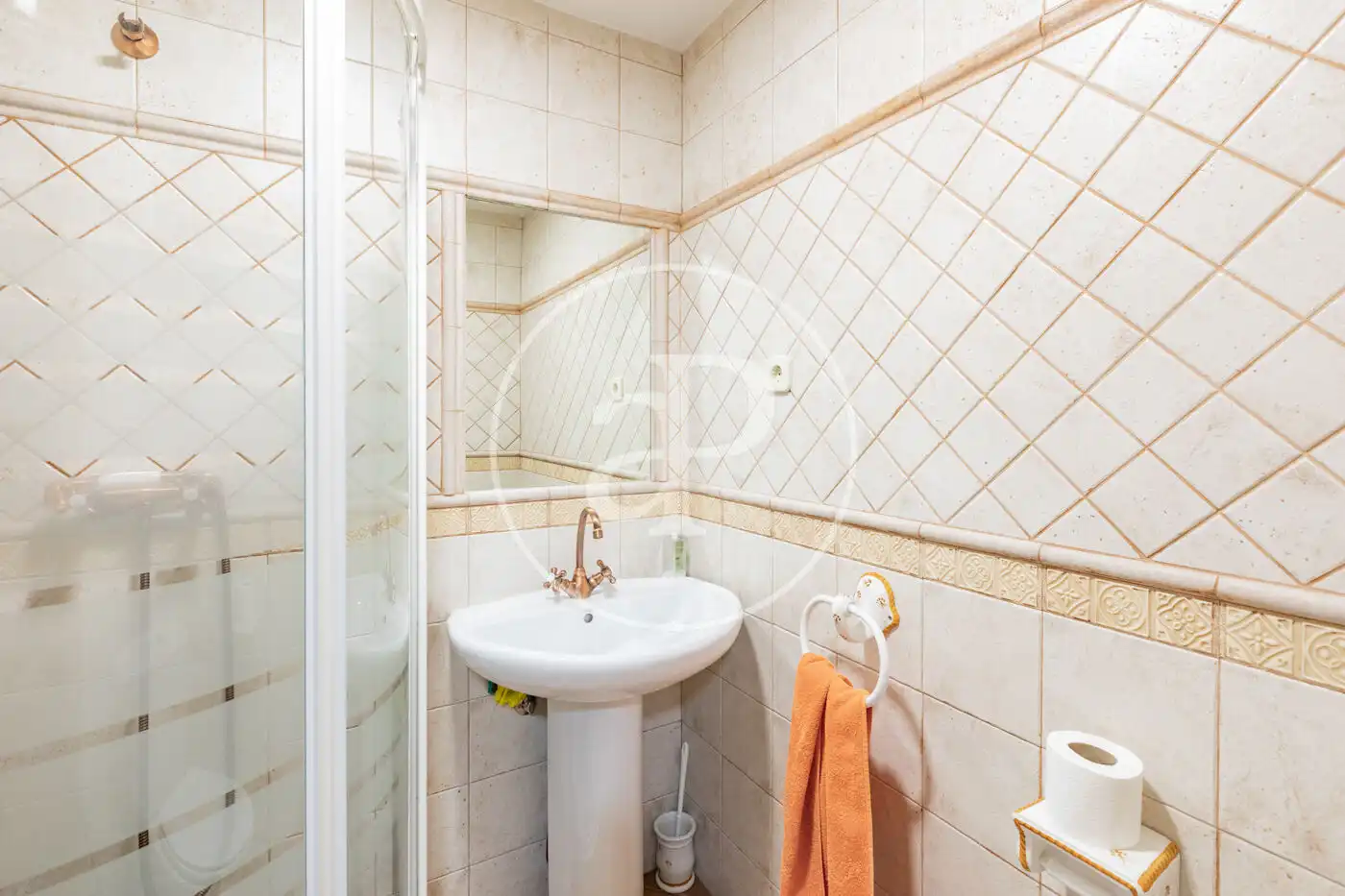 Bathroom of Detached homes for sale in Madrid  with Heating, Private garden and Terrace