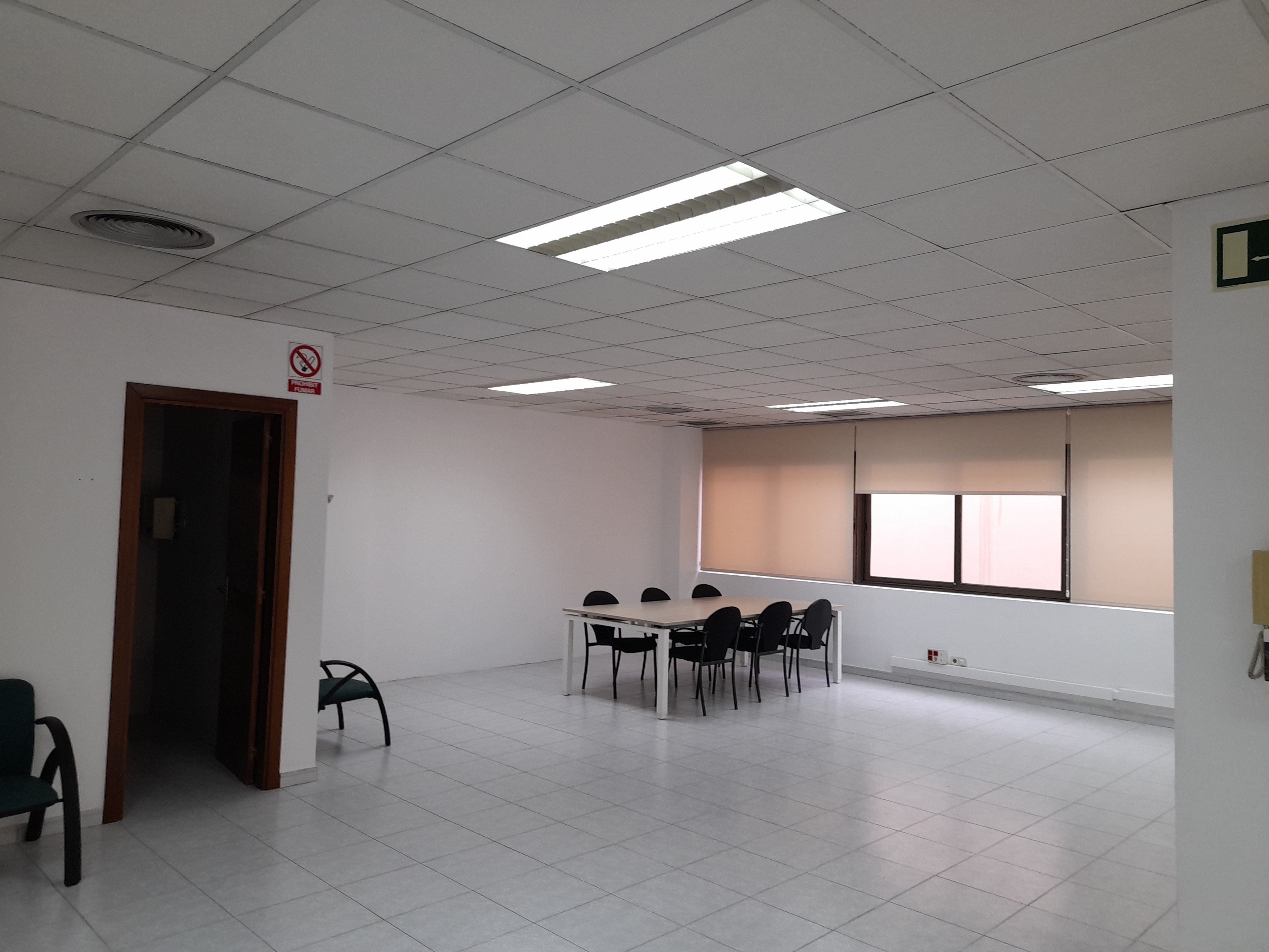 Oficina en venda en Ripollet amb Aire condicionat, Calefacció i Moblat